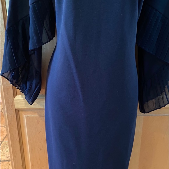 DKNY Women's Pleated Bell-Sleeve Sheath Dress. - Picture 3 of 11